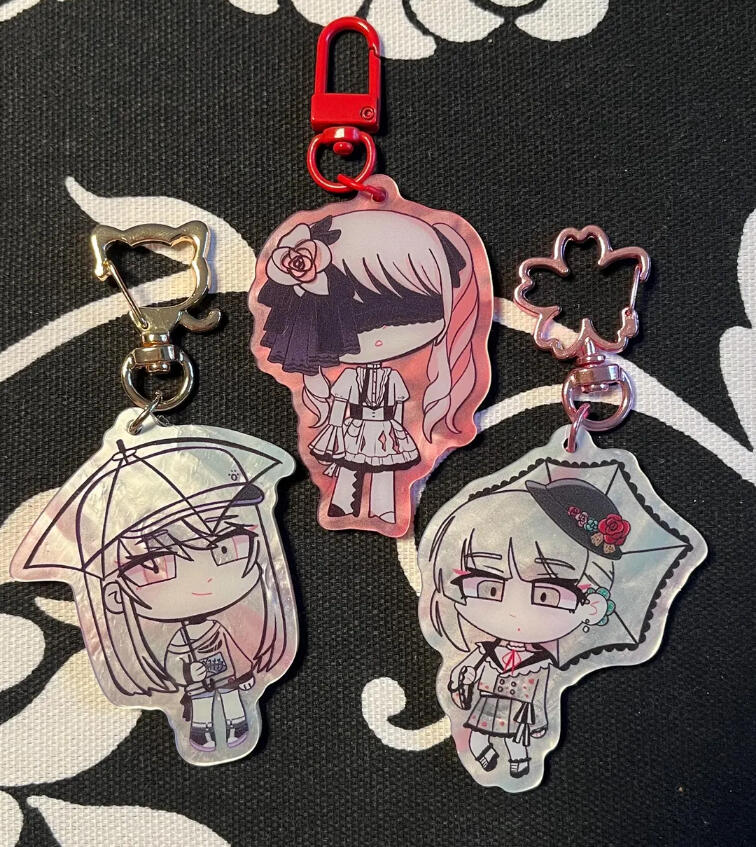 Mizuki Akiyama pearl acrylic keychains